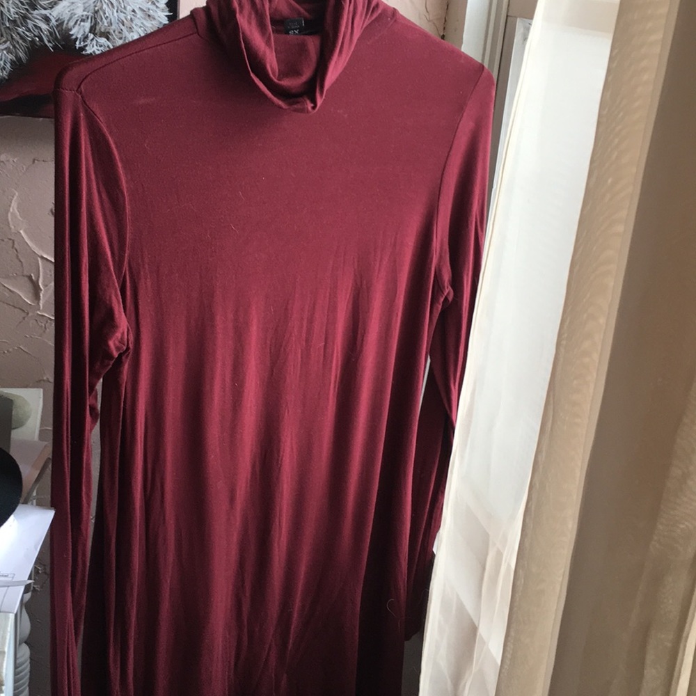 Maroon Long turtle neck